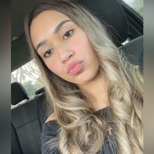 Meet your Posher, Alondra